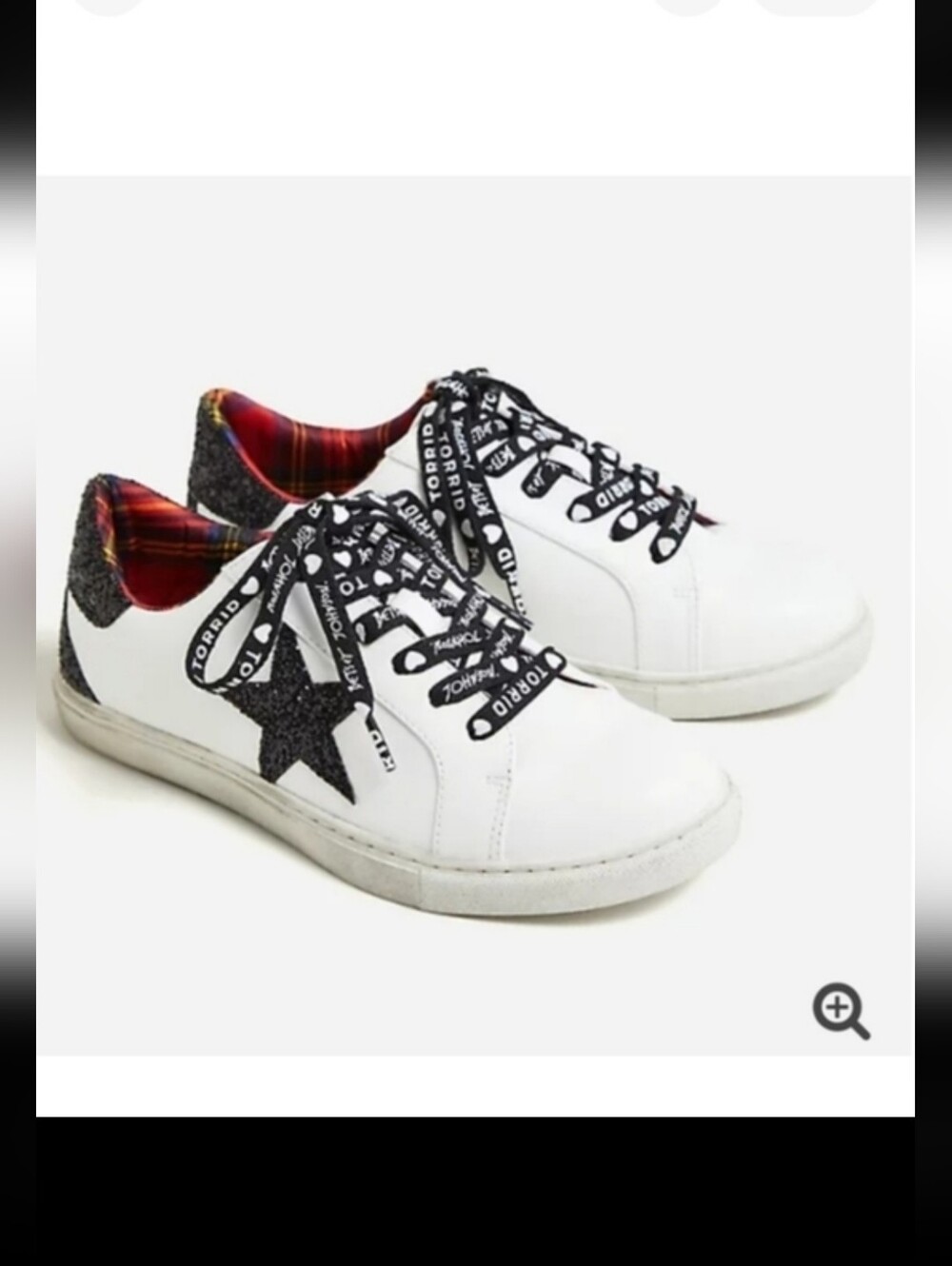 🆕 10WW BETSEY JOHNSON WHITE FAUX LEATHER STAR SNEAKER- SIZE 10